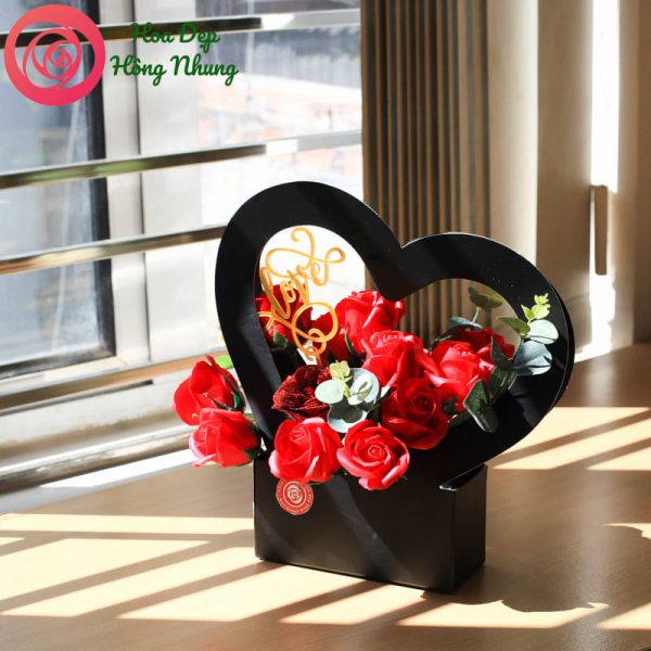 giỏ hoa sáp trái tim hạnh phúc