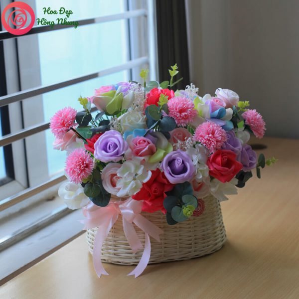 lẵng hoa sáp sắc màu