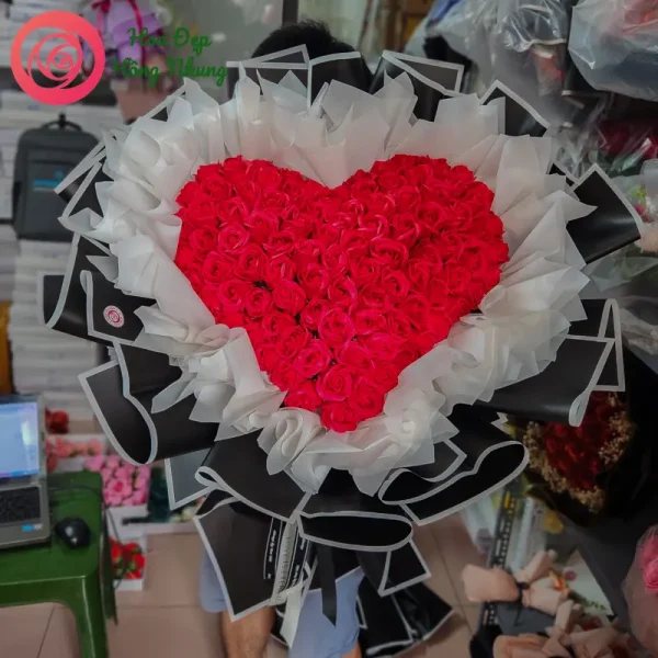 bó hoa sáp trái tim 99 bông 3D