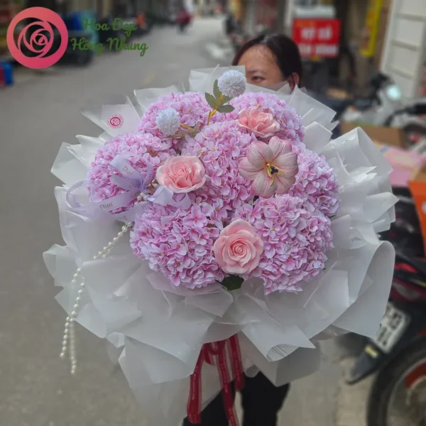 bó hoa sáp tú cầu