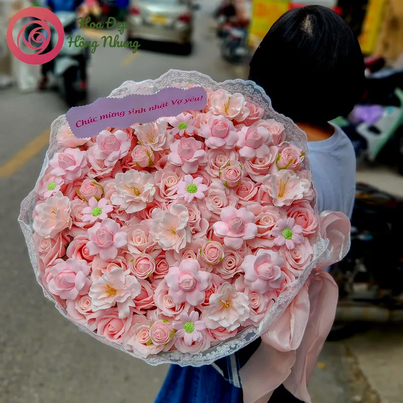 bó hoa sáp hiện đại